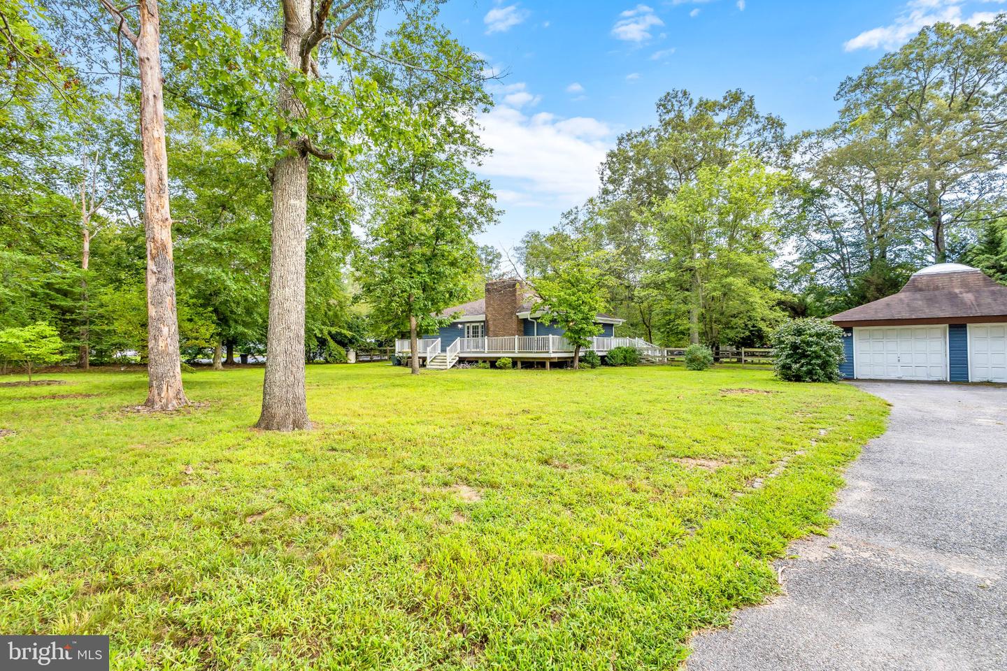 875 Harwood Rd Property Photo 1