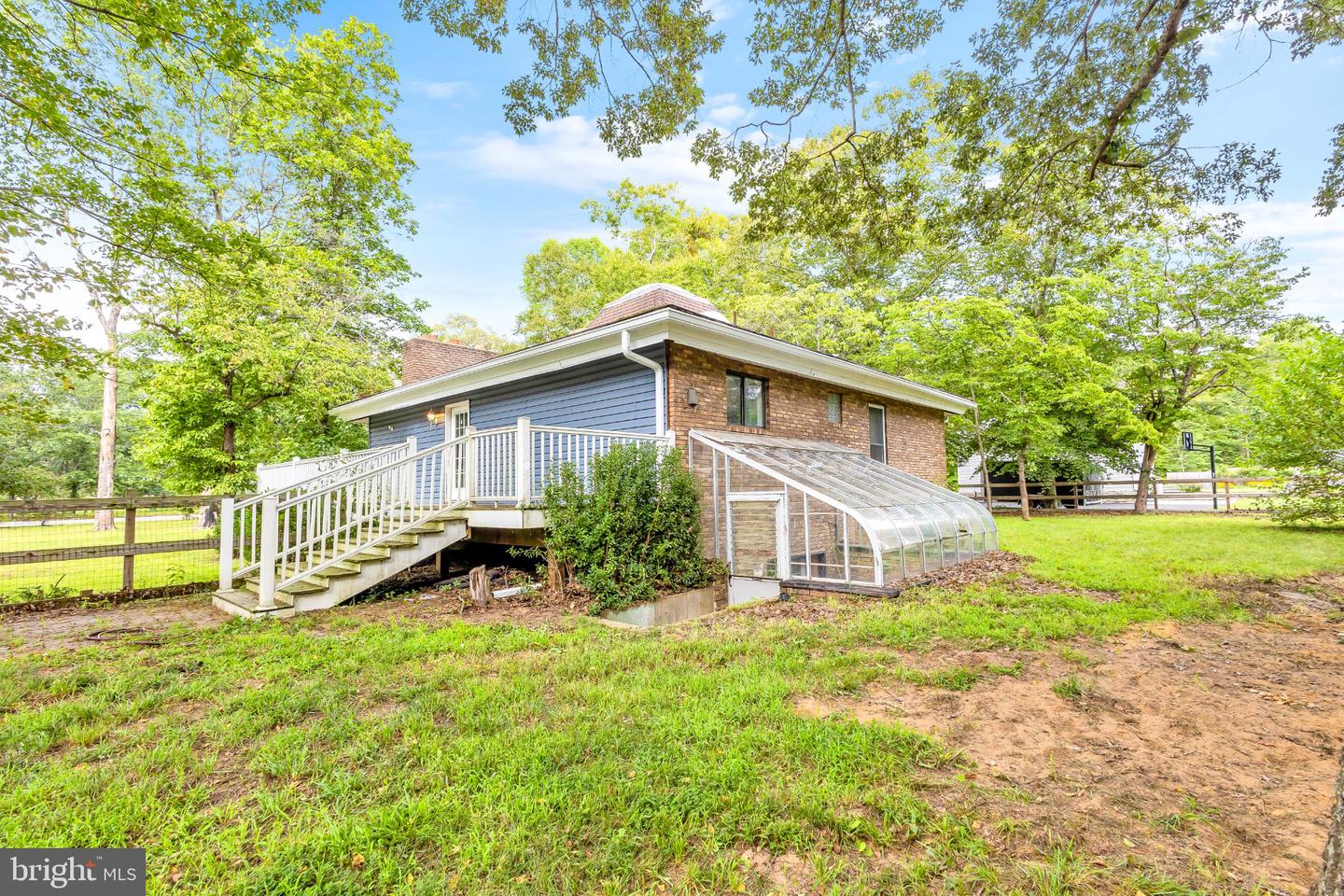 875 Harwood Rd Property Photo 43