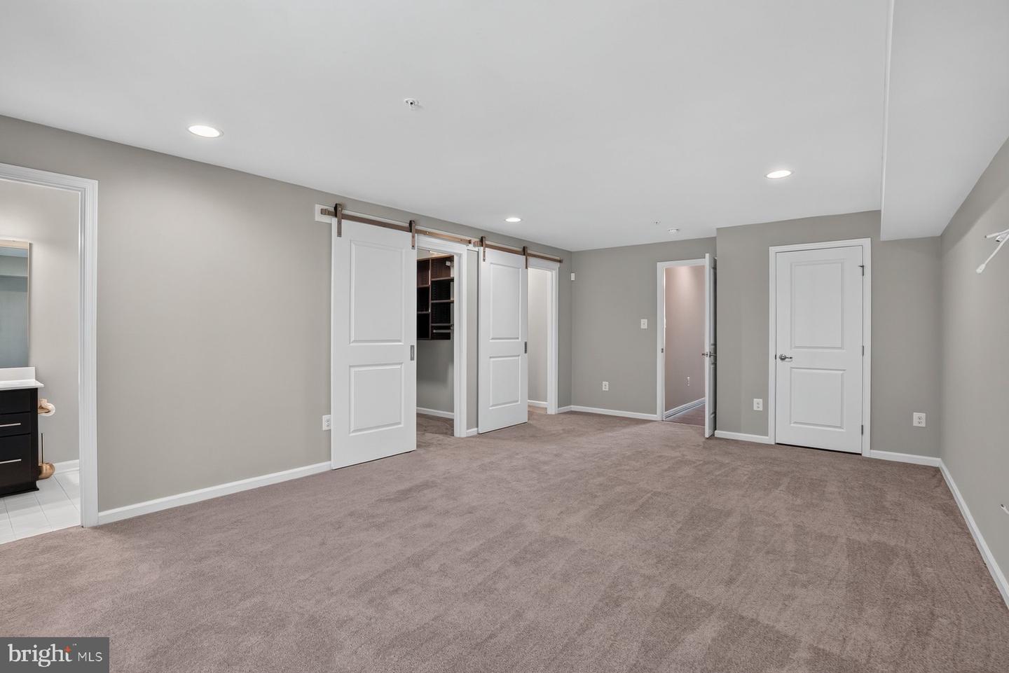 7649 Telamon Way Property Photo 28