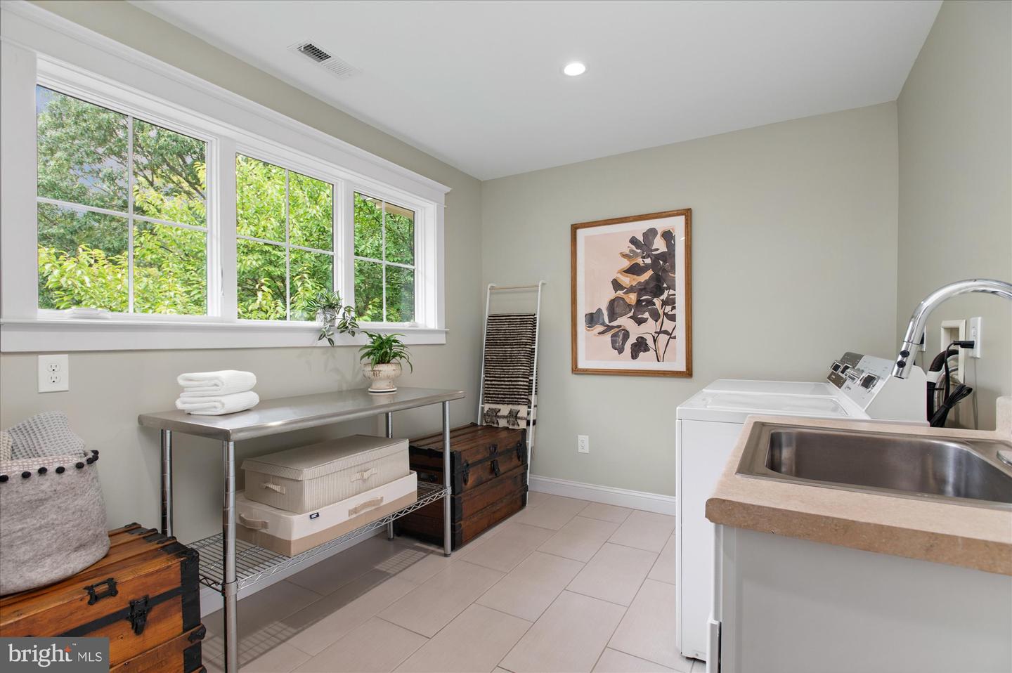 14 Hull Ave Property Photo 38