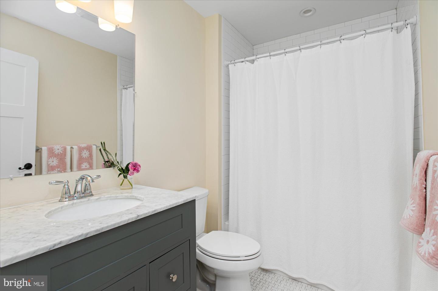 14 Hull Ave Property Photo 42