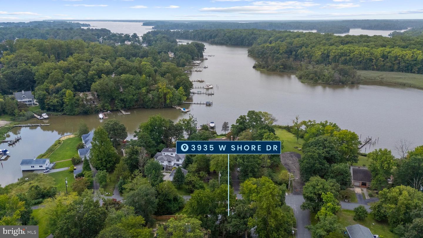 3935 W Shore Dr Property Photo 6