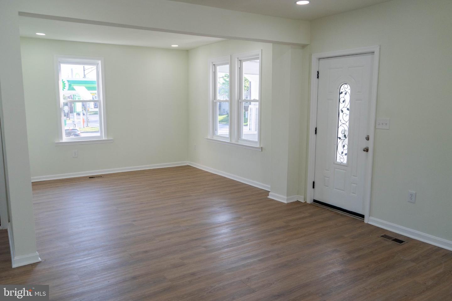 6834 Baltimore Annapolis Blvd Property Photo 8