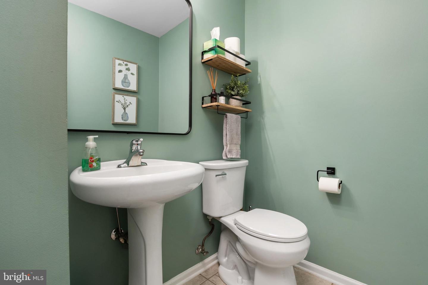 3540 Edgemont St Property Photo 21