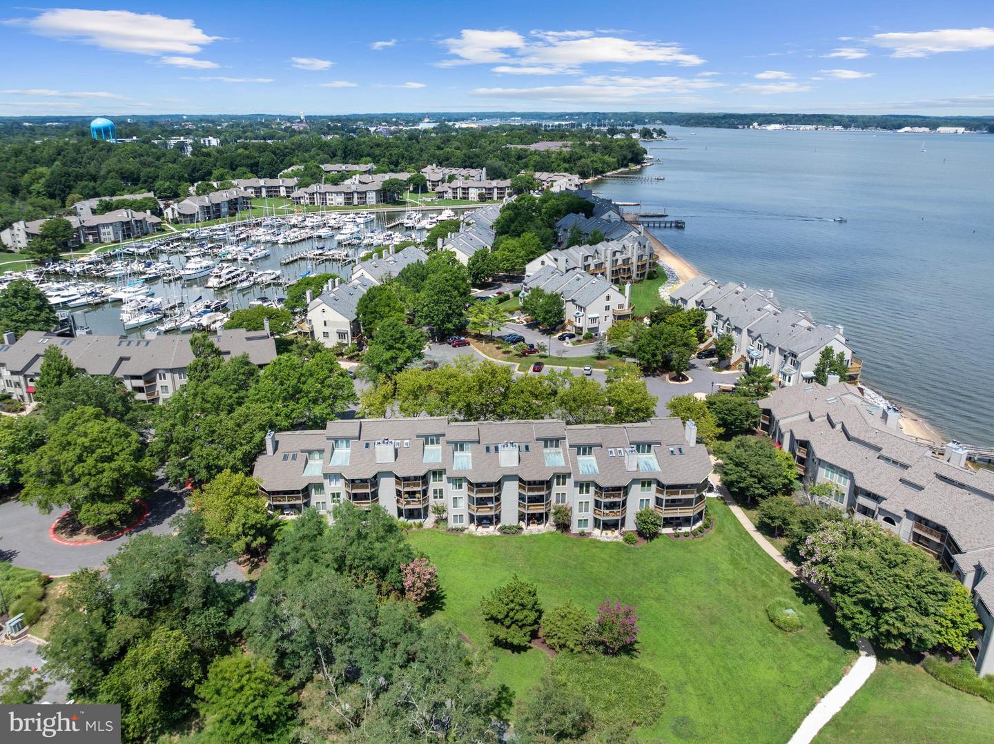 2123 Beach Village Ct #t2 Property Photo 1