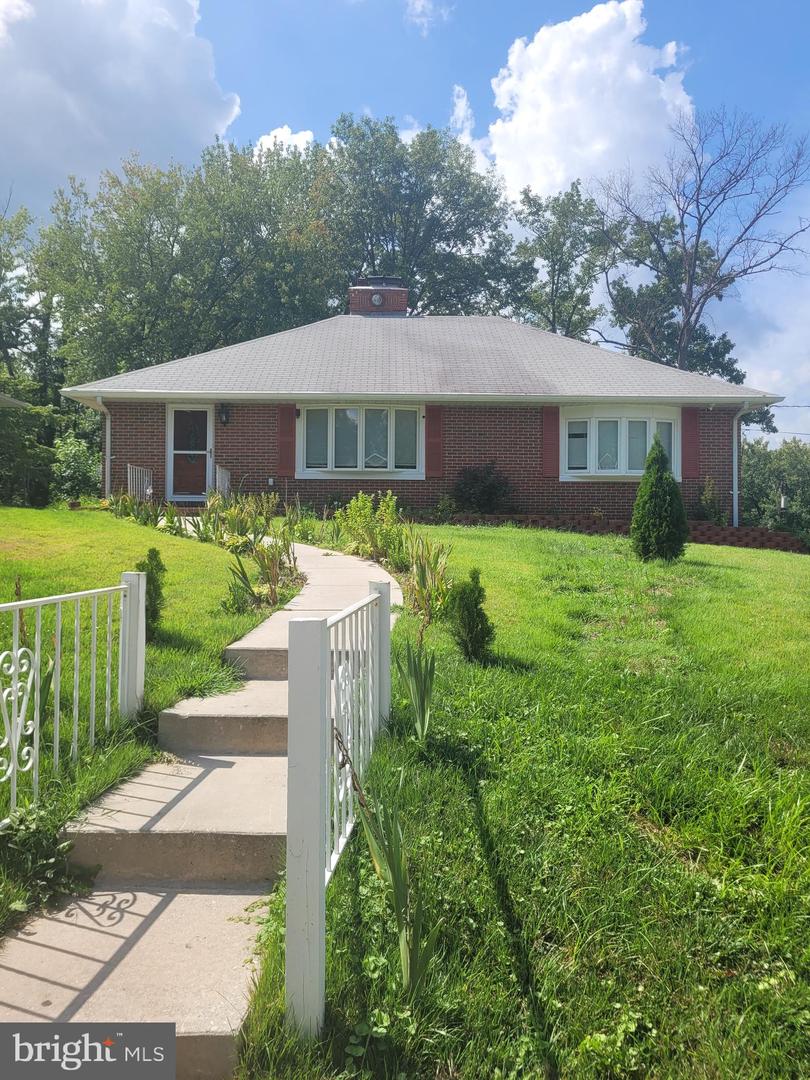 409 Phelps Ave Property Photo 1