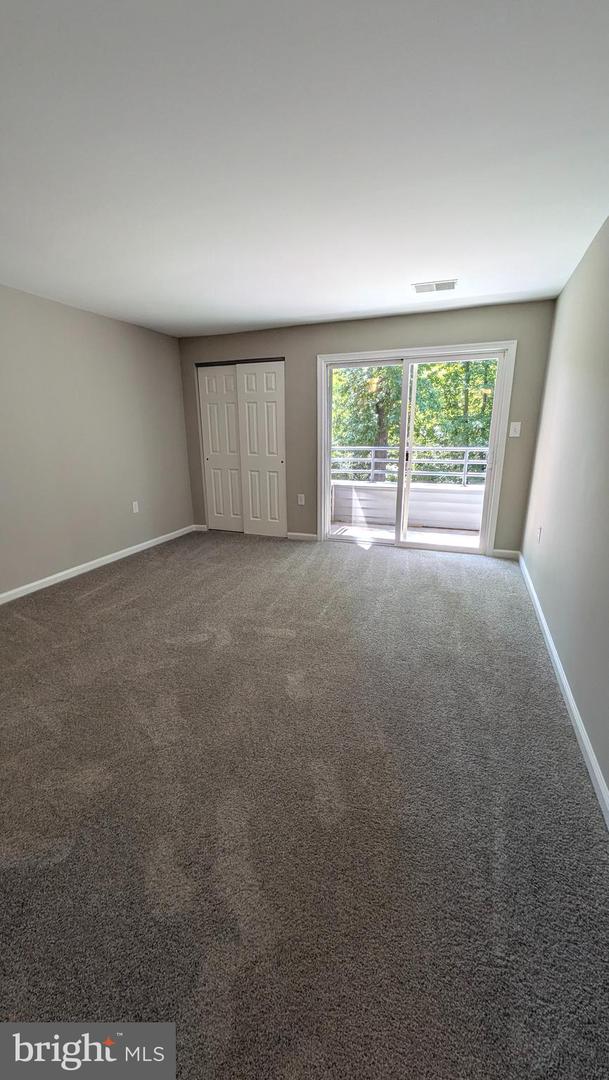 1144 Lake Heron Dr #2b Property Photo 11