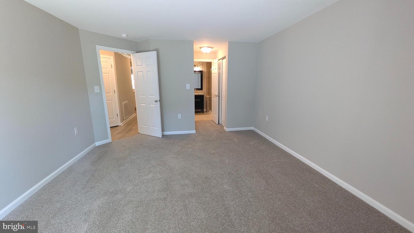 1144 Lake Heron Dr #2b Property Photo 13