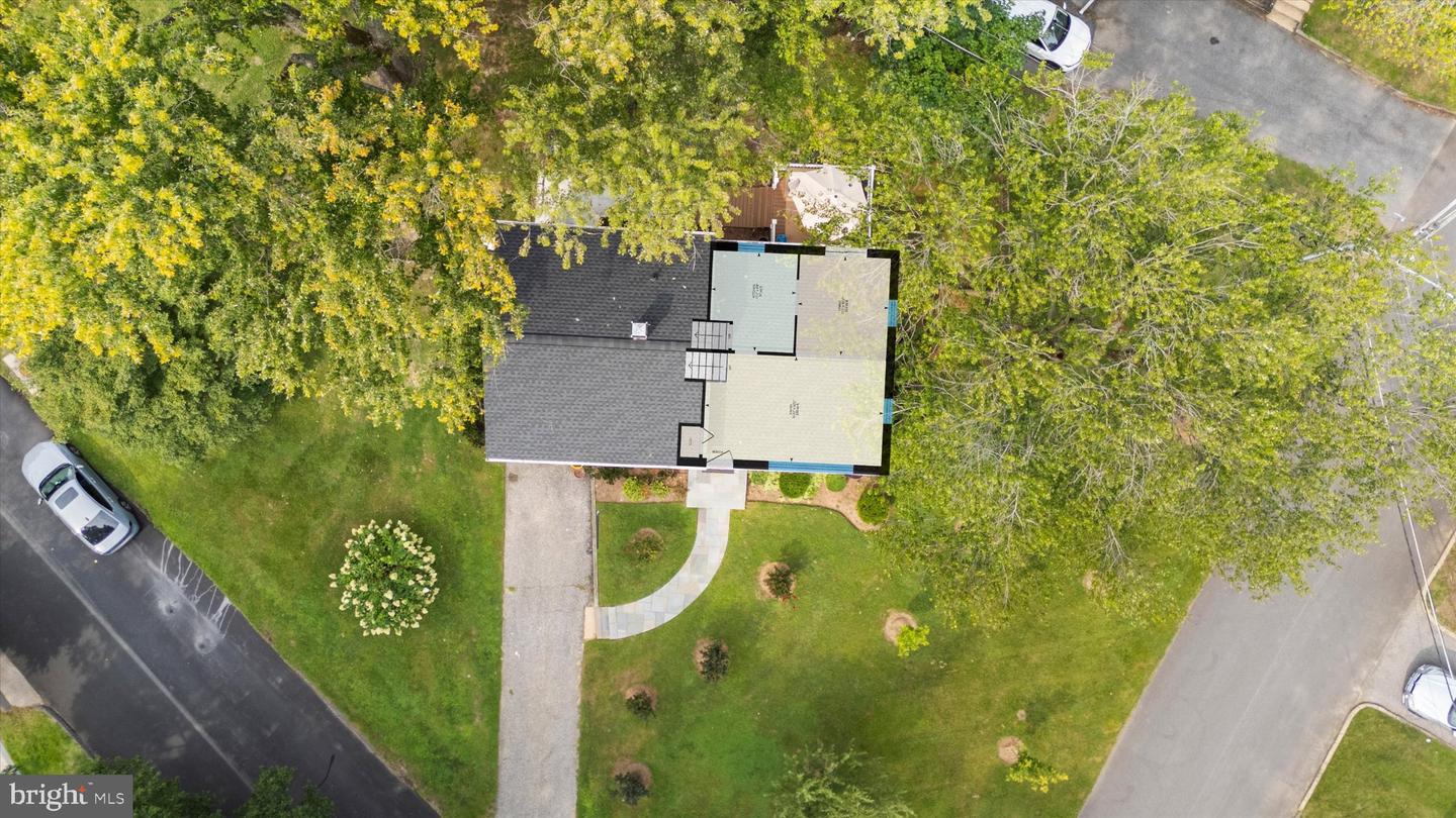 200 Hollyberry Rd Property Photo 35