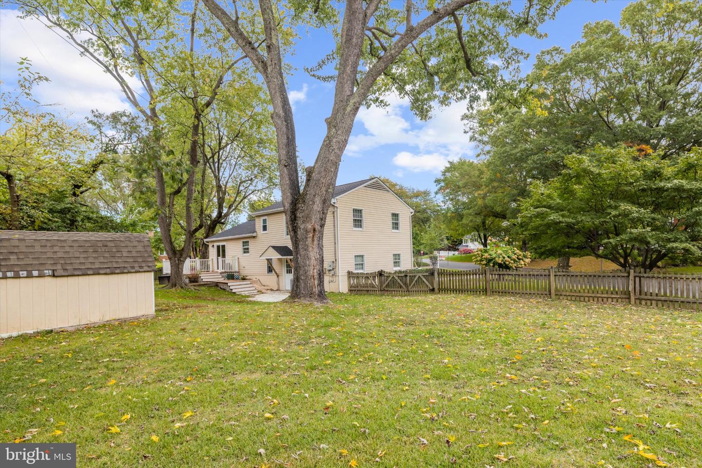 200 Hollyberry Rd Property Photo 68