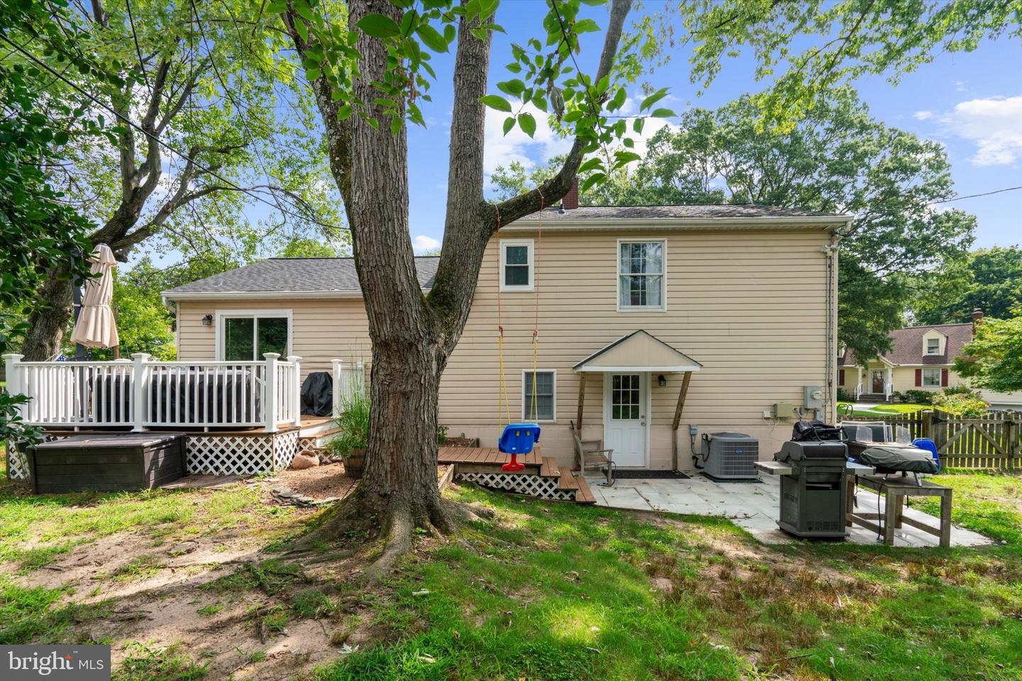 200 Hollyberry Rd Property Photo 117