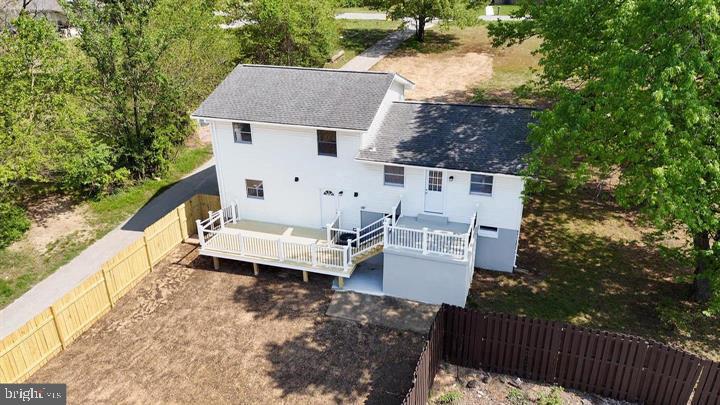1528 Matthews Town Rd Property Photo 2