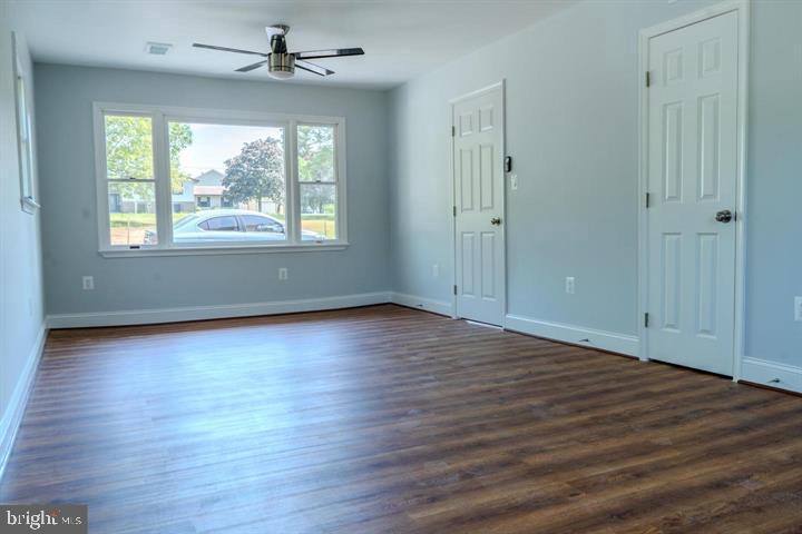 1528 Matthews Town Rd Property Photo 5