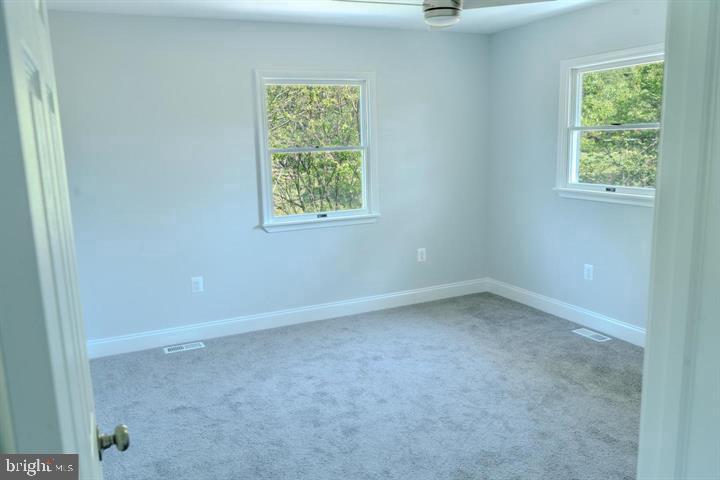 1528 Matthews Town Rd Property Photo 12