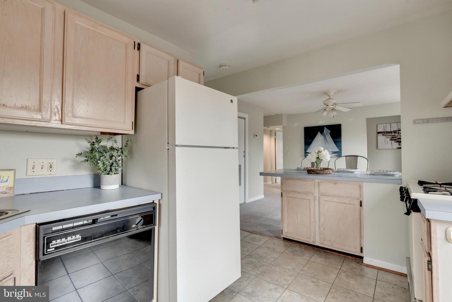 101 Charles St #c Property Photo 13