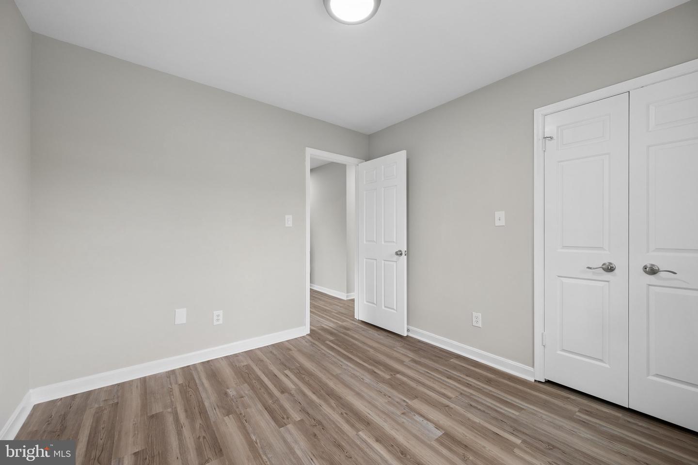 1151 Jeffrey Dr Property Photo 34