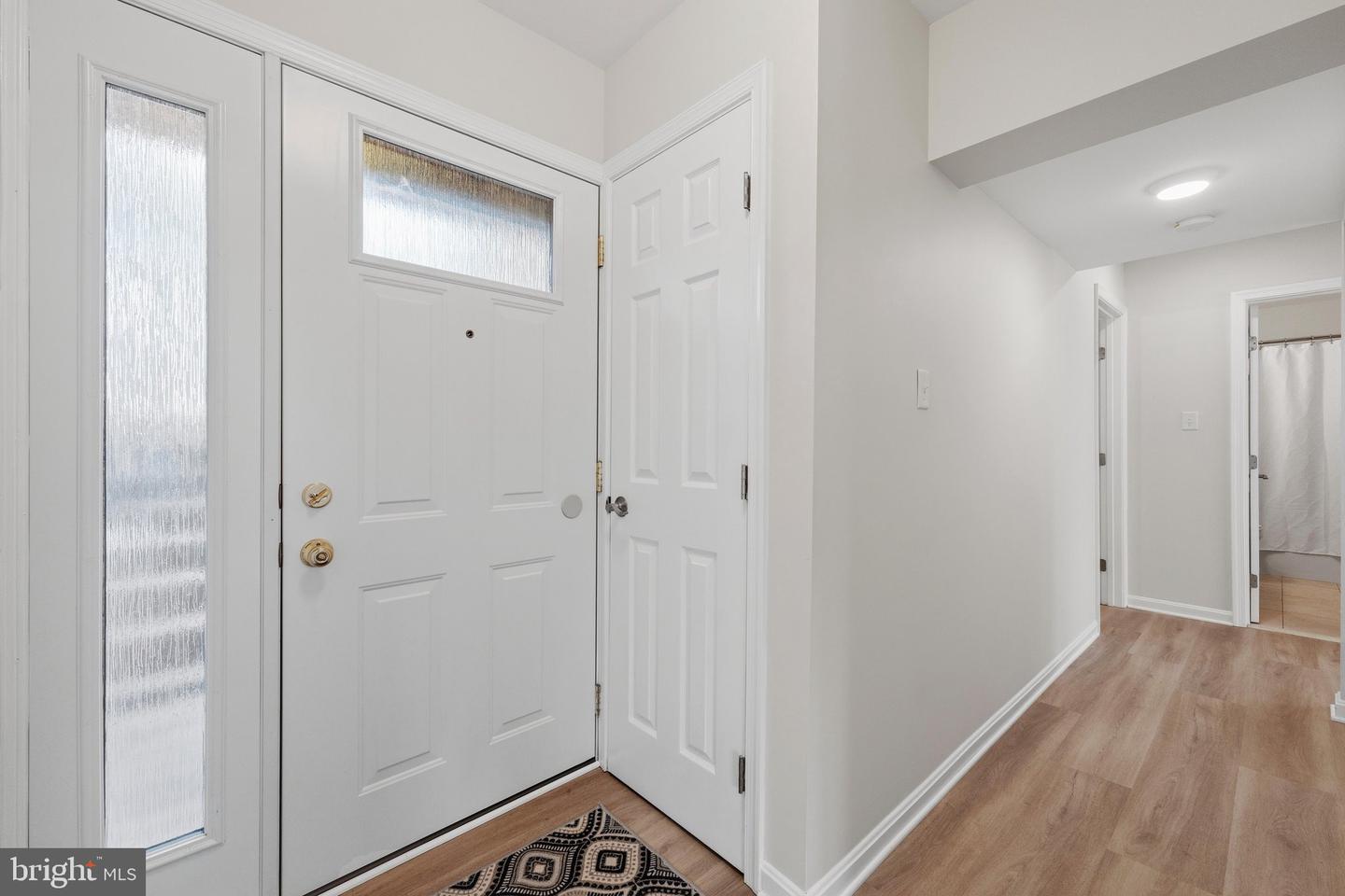 1725 W Bancroft Ln Property Photo 3