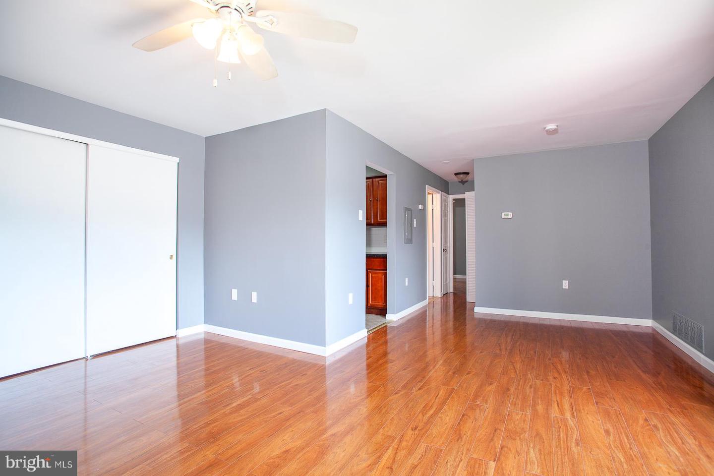 116 Mountain Rd #2d Property Photo 6