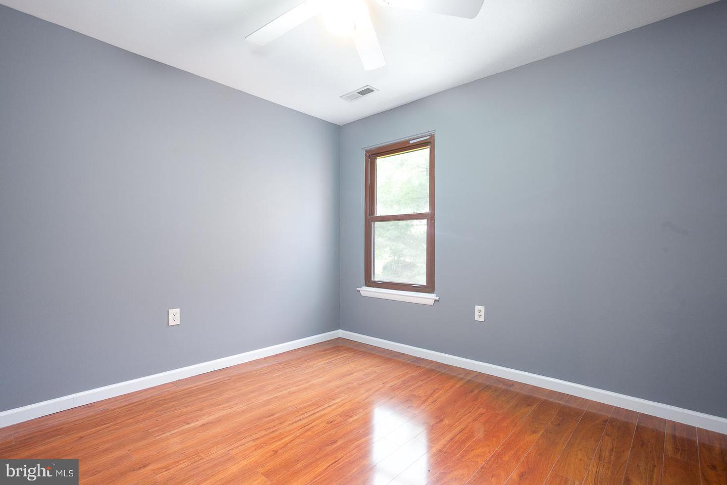 116 Mountain Rd #2d Property Photo 16