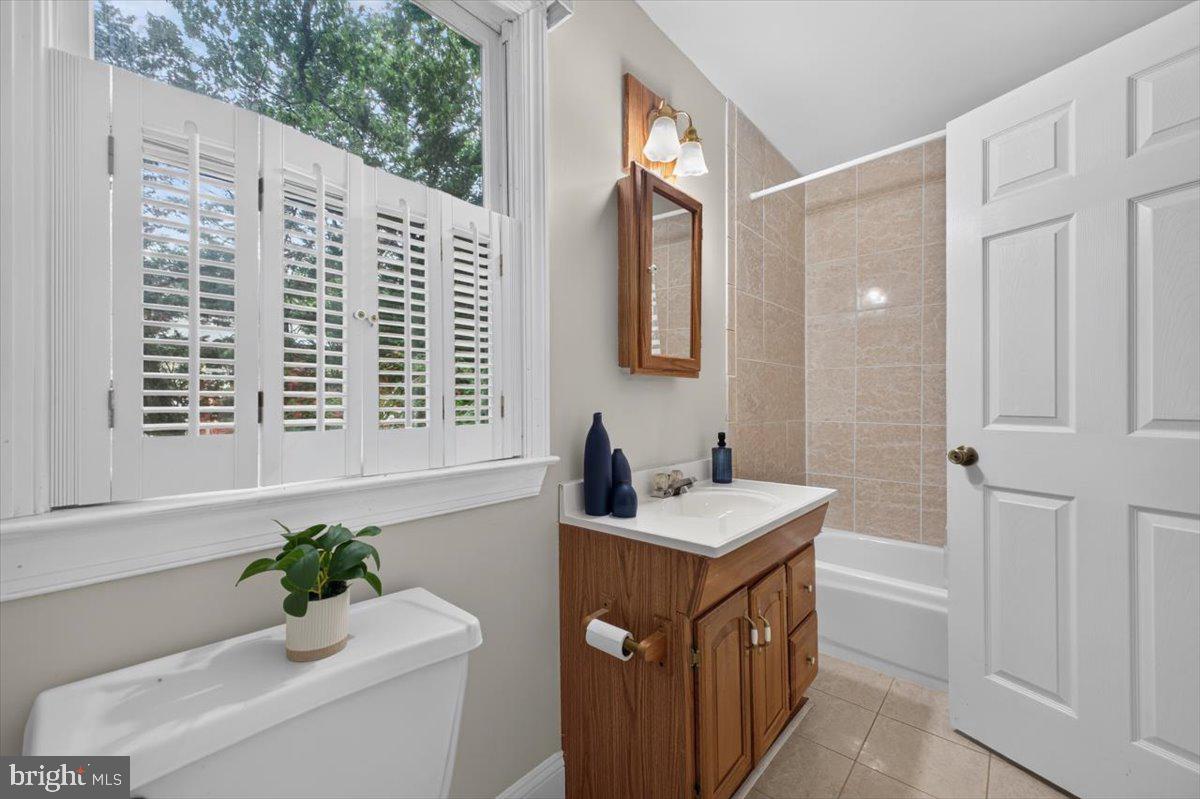 1075 Sun Valley Dr Property Photo 33