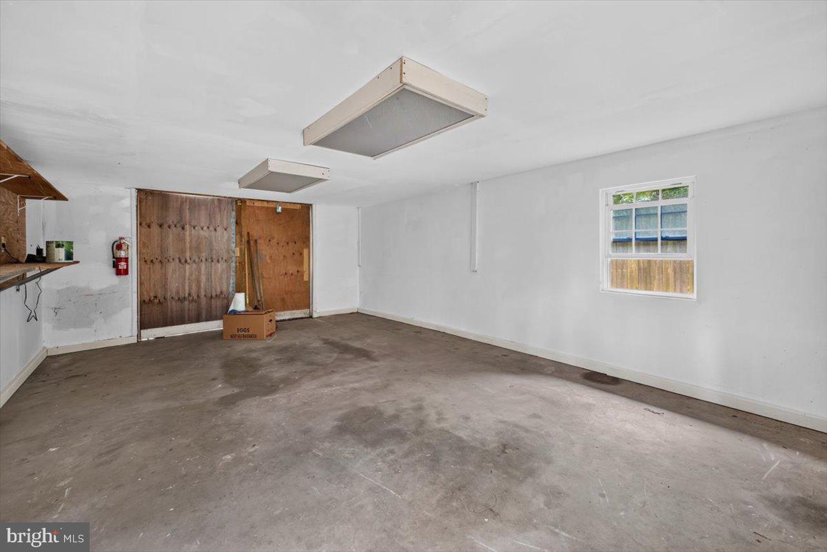 1075 Sun Valley Dr Property Photo 50