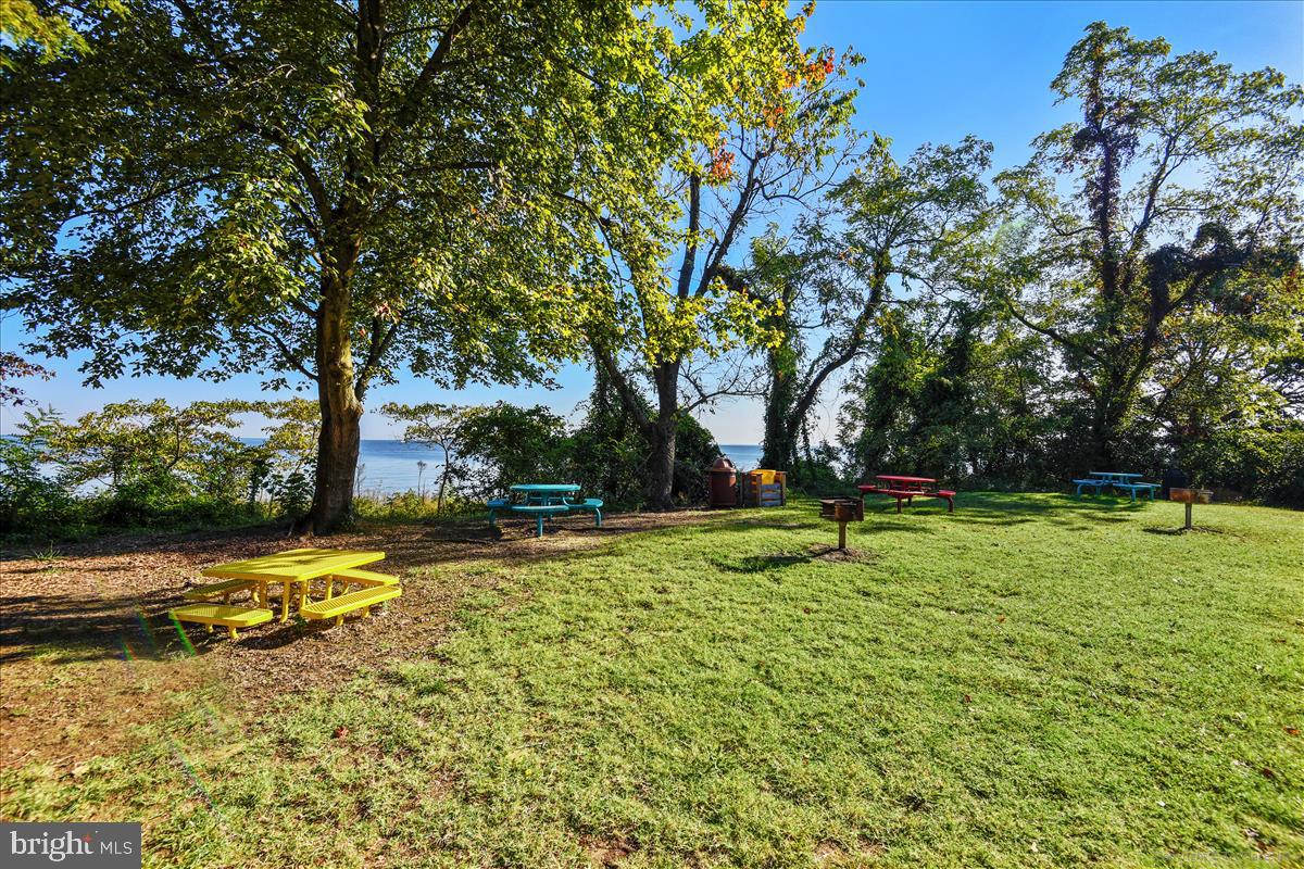 1075 Sun Valley Dr Property Photo 59