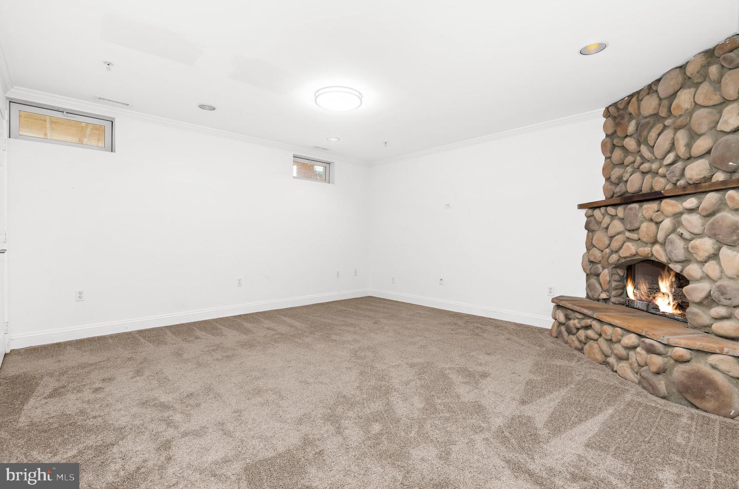 267 Seneca Ter Property Photo 32