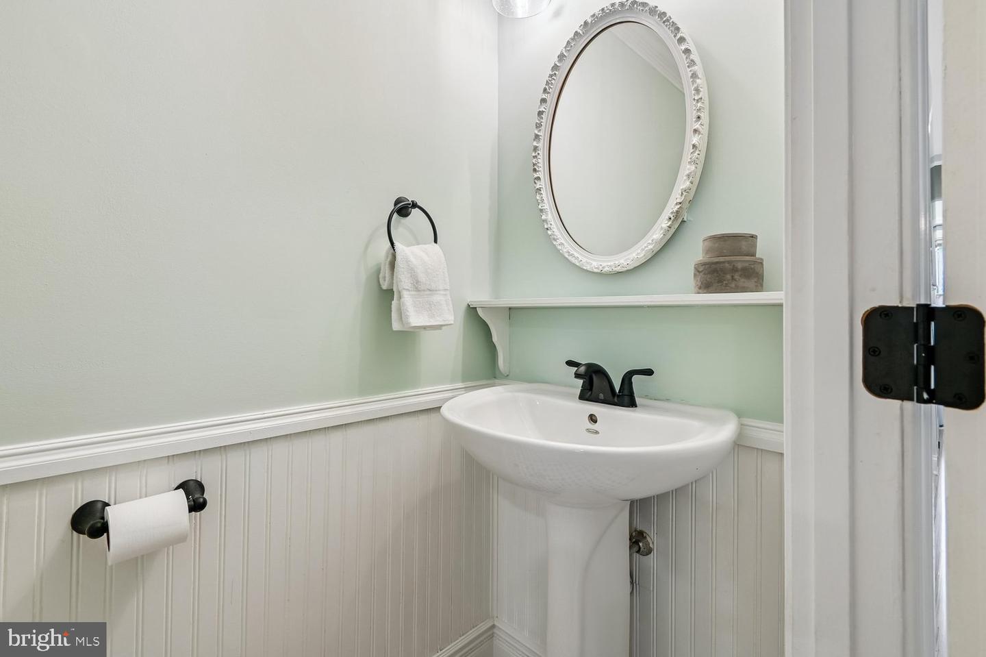 1728 Whitfield Ct Property Photo 17