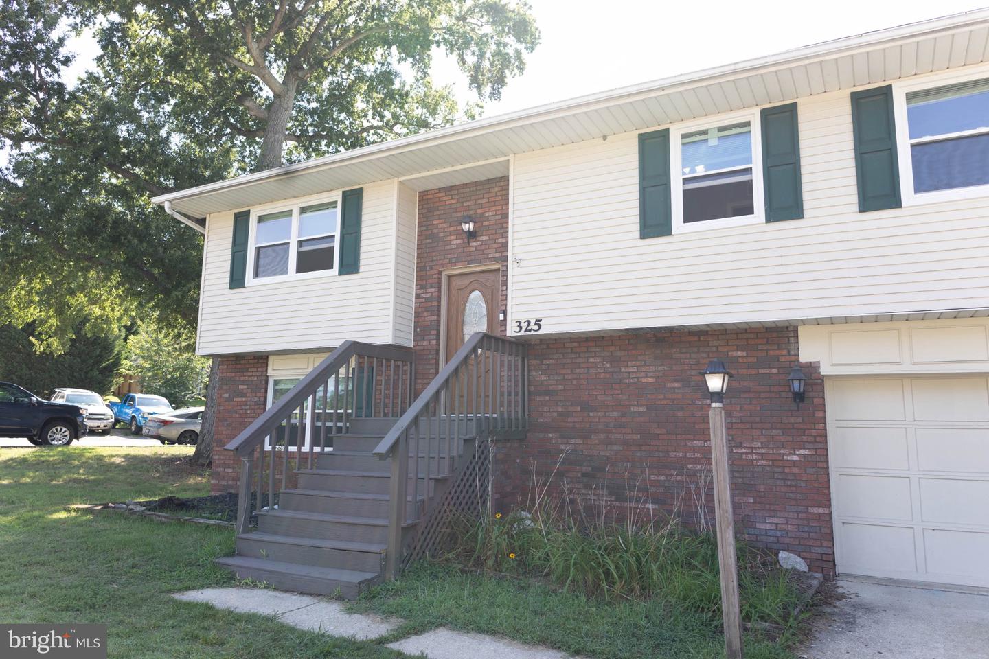 325 Londontown Rd Property Photo 1