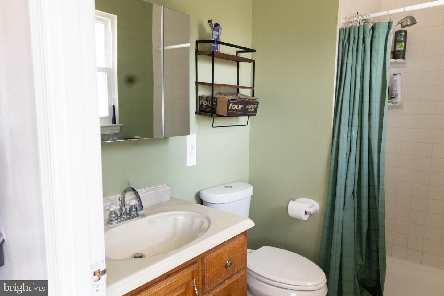 325 Londontown Rd Property Photo 14