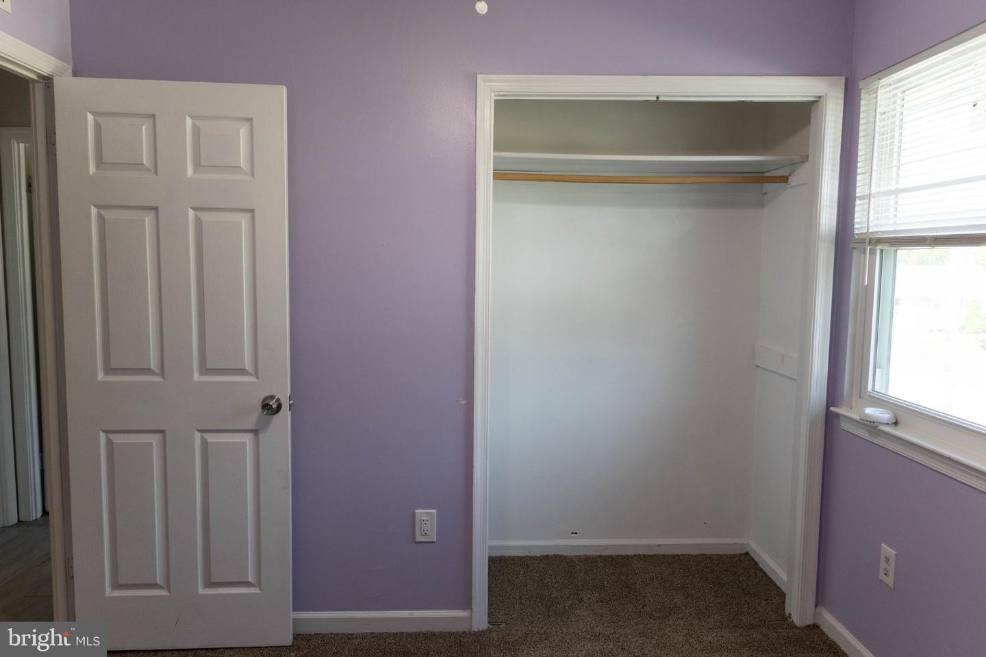 325 Londontown Rd Property Photo 16