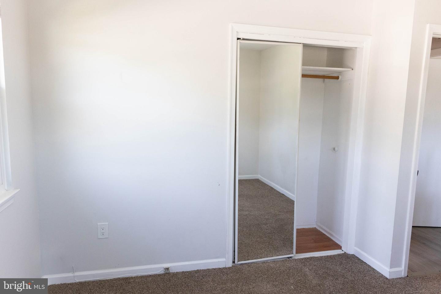 325 Londontown Rd Property Photo 20