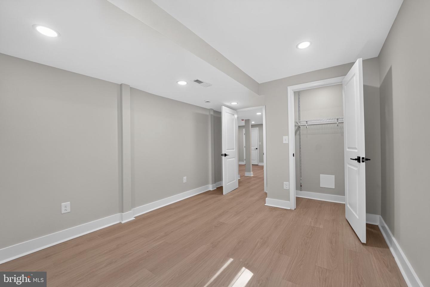 921 Central St Property Photo 23