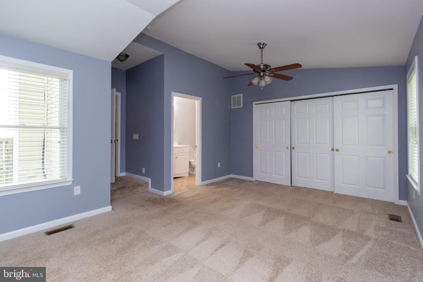 1036 Hyde Park Dr Property Photo 10