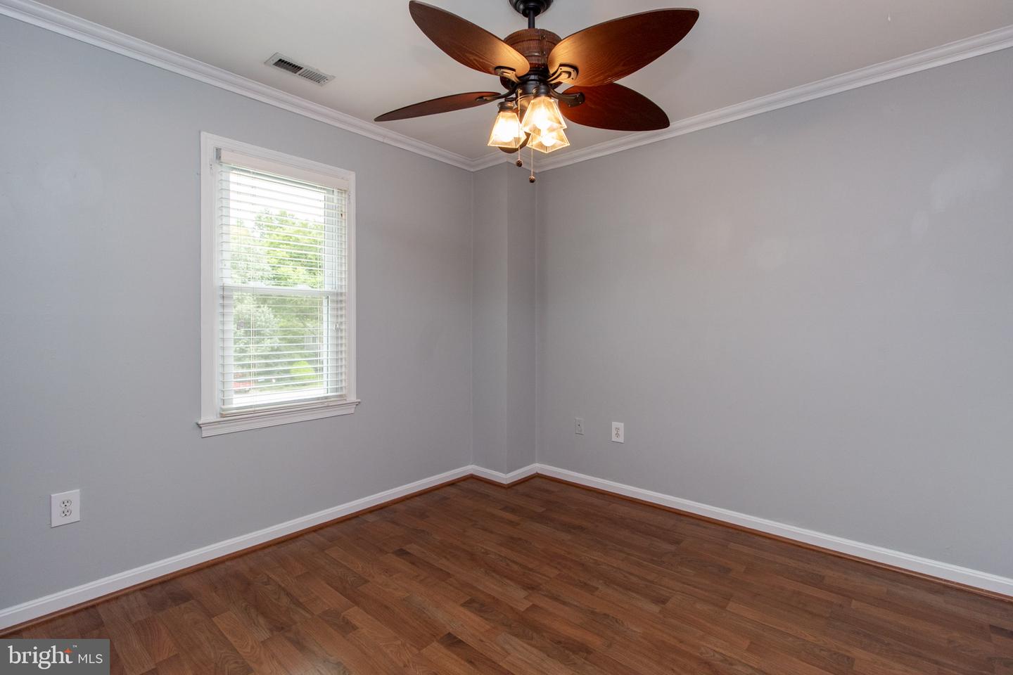 1036 Hyde Park Dr Property Photo 14