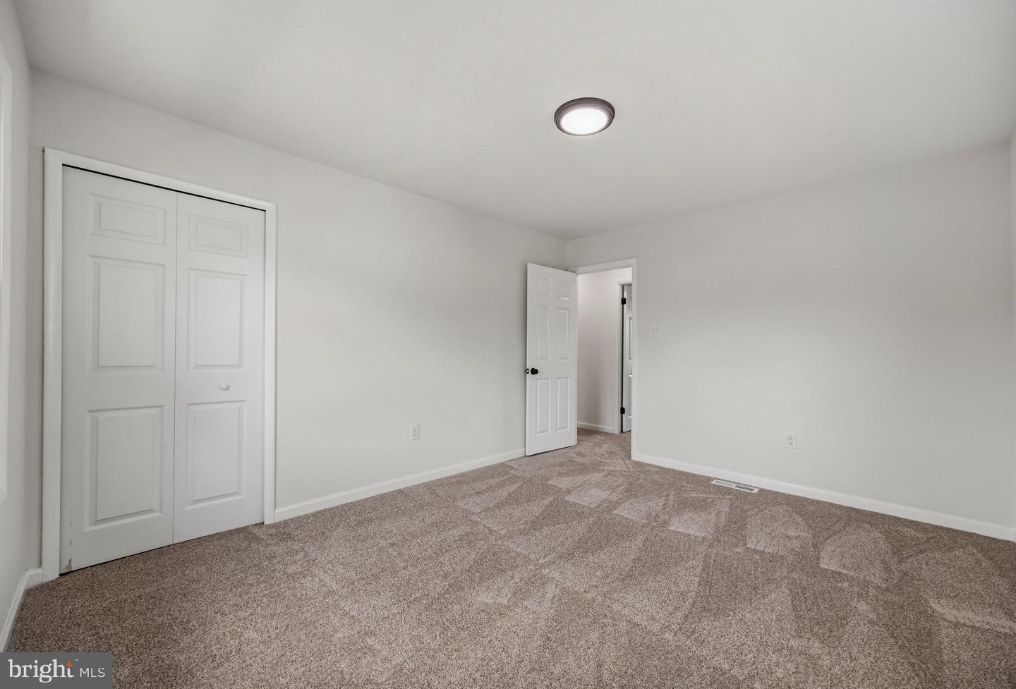 984 Fall Circle Way Property Photo 21
