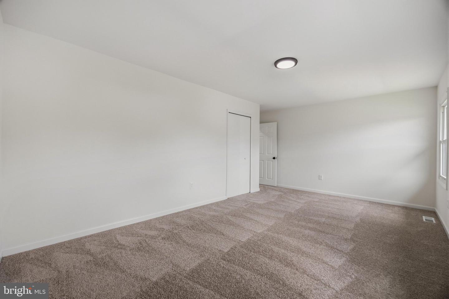 984 Fall Circle Way Property Photo 23