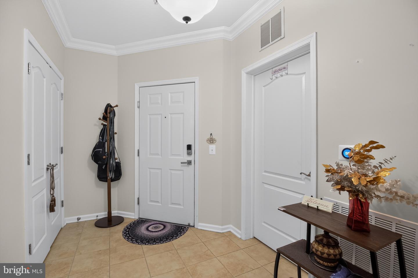 1411 Wigeon Way #304 Property Photo 2