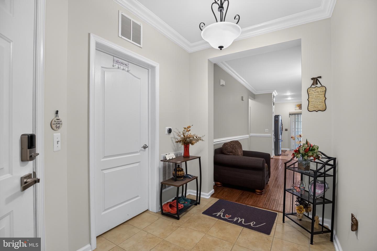 1411 Wigeon Way #304 Property Photo 3