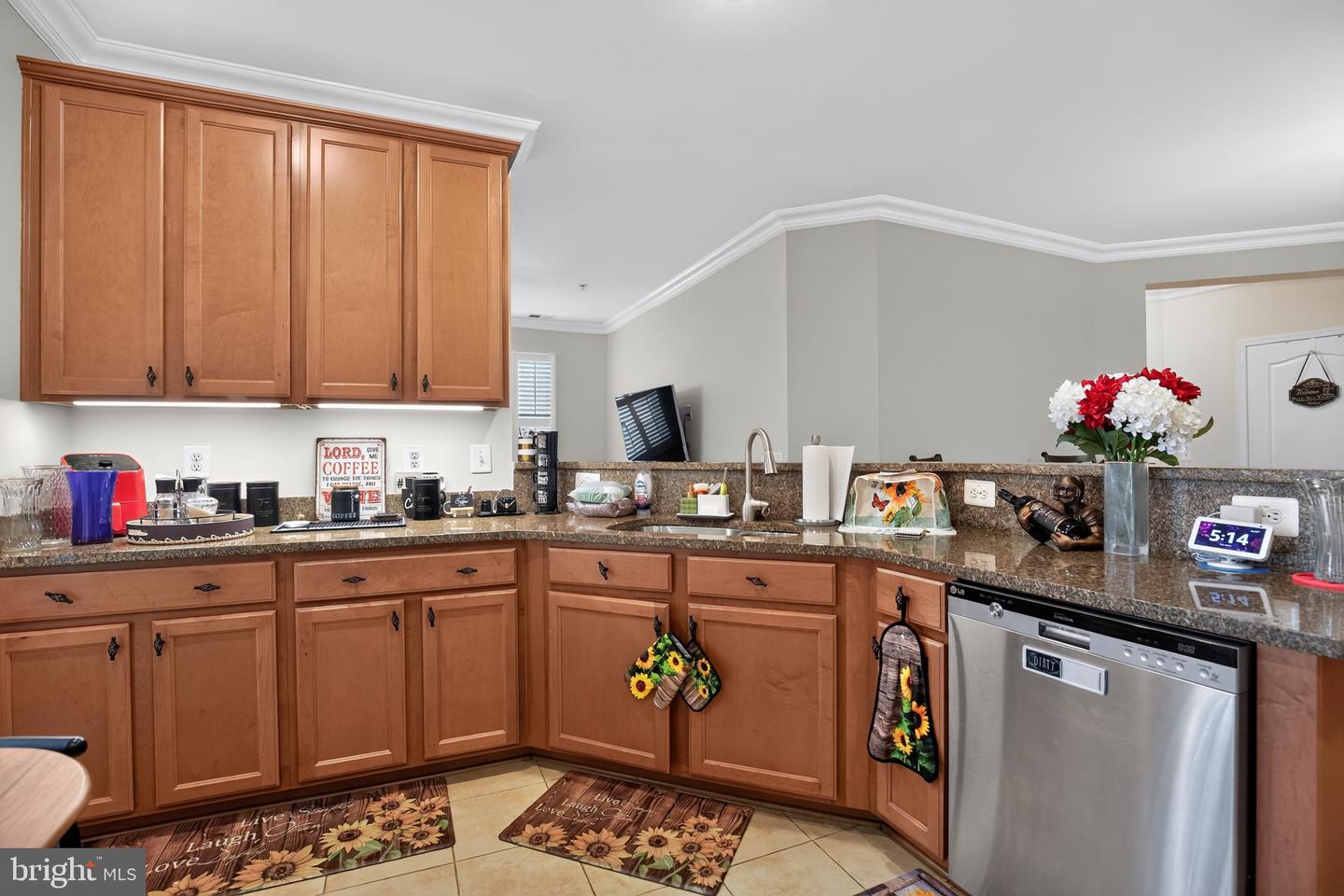 1411 Wigeon Way #304 Property Photo 8