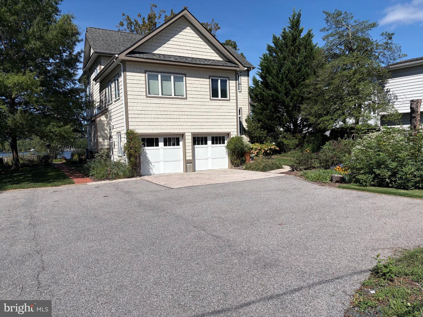 106 Cove View Trl Property Photo 2