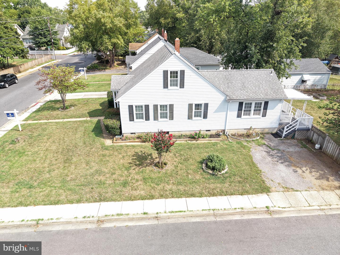 1311 President St Property Photo 4