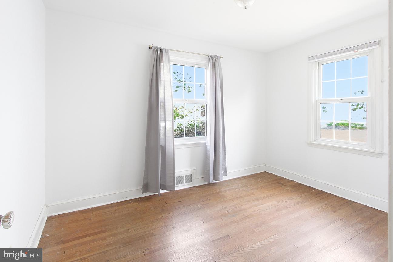 1311 President St Property Photo 21