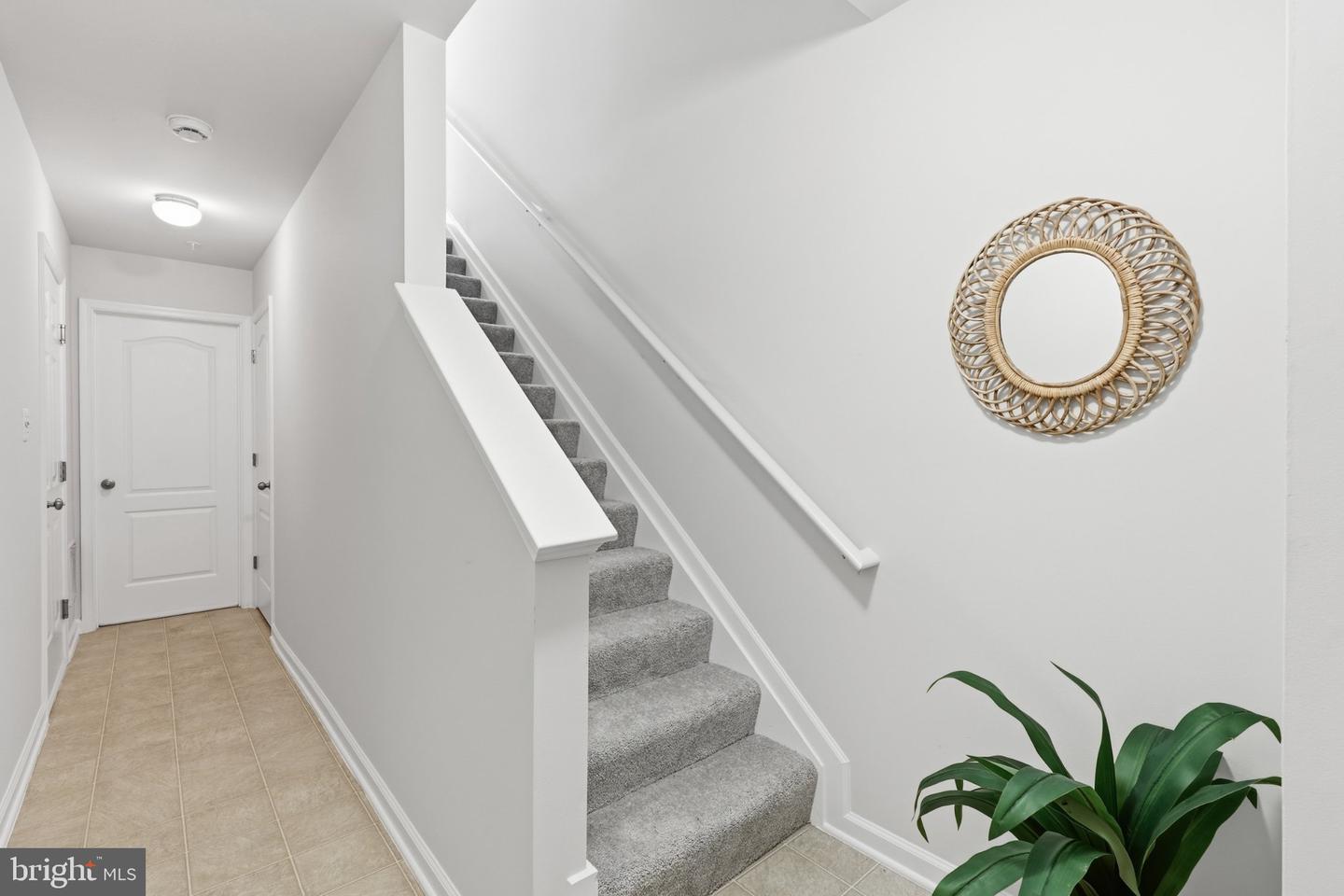 6852 Warfield St Property Photo 3