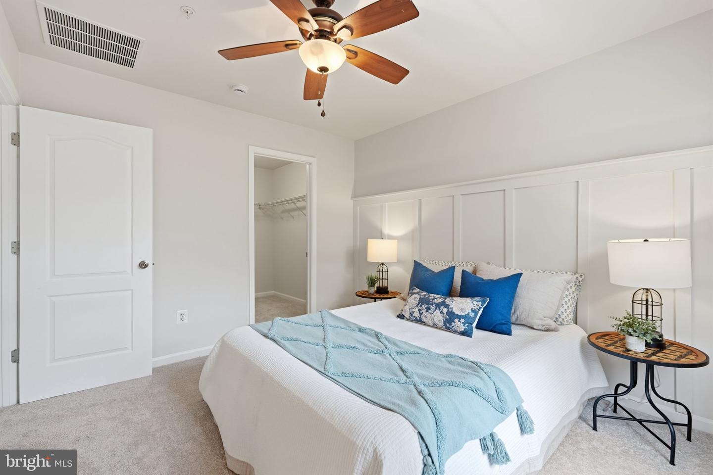 6852 Warfield St Property Photo 16