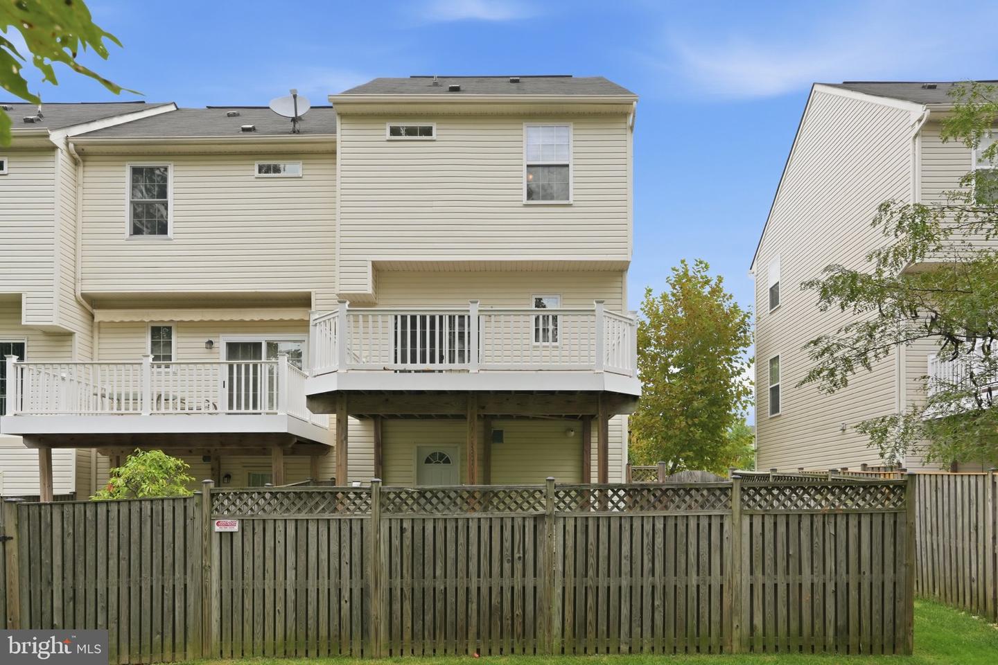 6852 Warfield St Property Photo 24