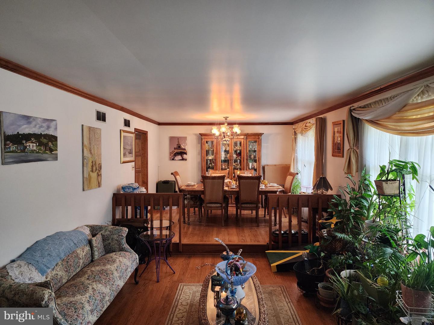 1377 Teaberry Ln E Property Photo 7