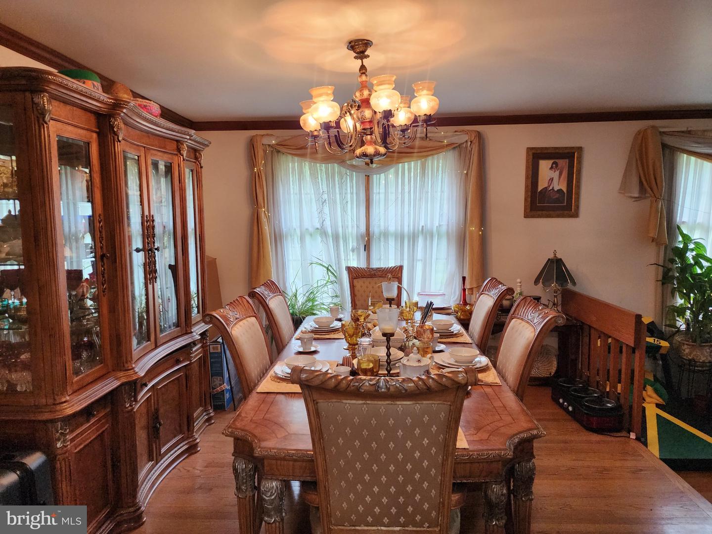 1377 Teaberry Ln E Property Photo 8