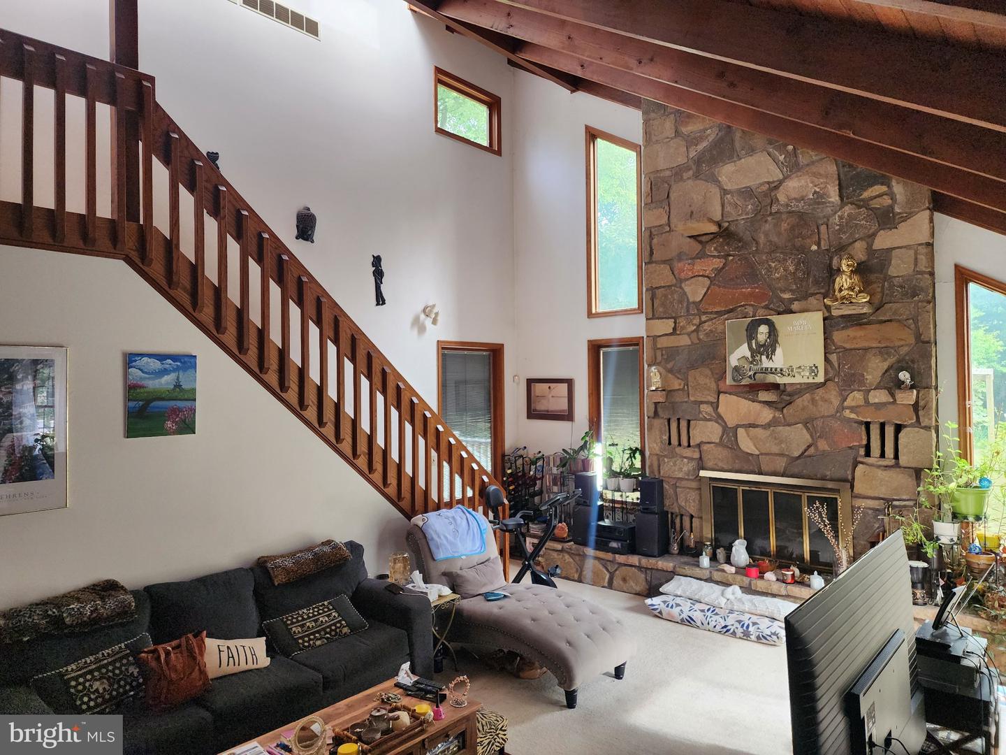 1377 Teaberry Ln E Property Photo 15