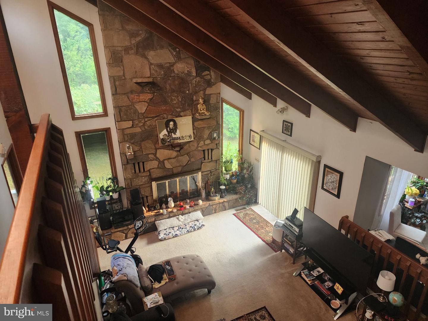 1377 Teaberry Ln E Property Photo 16